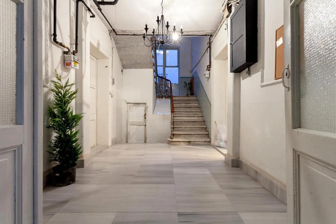 Origine Rentals Galata L1 Istanbul Apartment